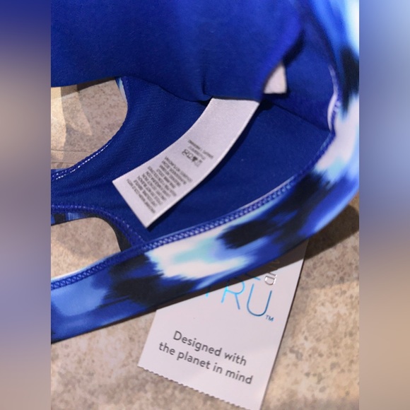 NWT time and true MIX & MATCH SWIM TOP blue 🌊
DEEPEST DYE size small - Picture 4 of 7